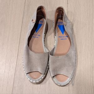 Women's Tan Espadrille Shoes